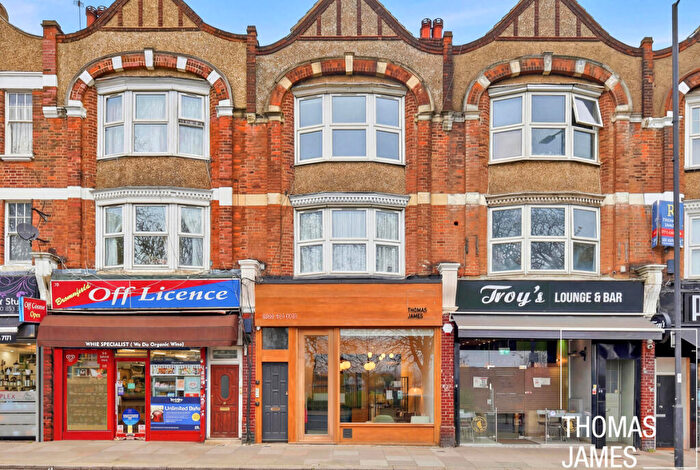 1 Bedroom Flat To Rent In Aldermans Hill, London, N13