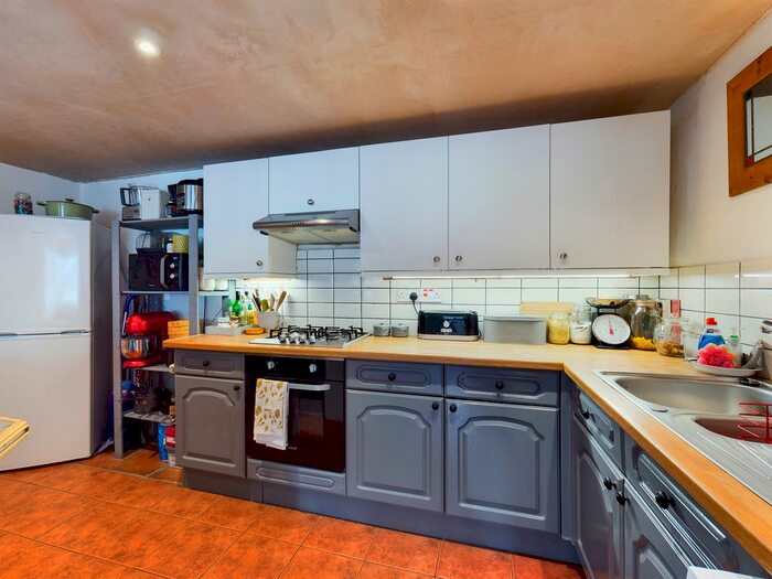 3 Bedroom Terraced House To Rent In Ilsham Mews, Wellswood, Torquay, TQ1