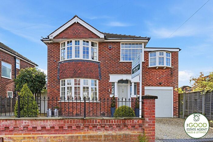 4 Bedroom Detached House For Sale In Syddall Avenue, Heald Green, Cheadle, Stockport, SK8