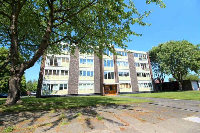 2 Bedroom Apartment To Rent In Lowick Court, South Gosforth, Newcastle Upon Tyne, NE3