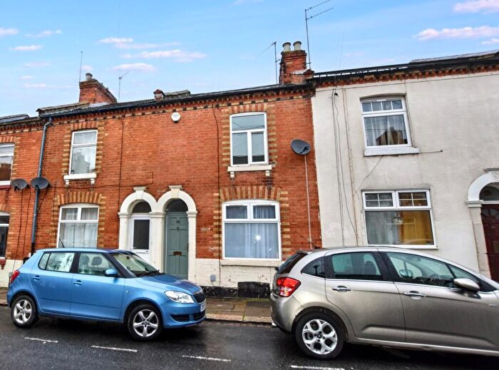 2 Bedroom Terraced House For Sale In Louise Road, The Mounts, Northampton, NN1