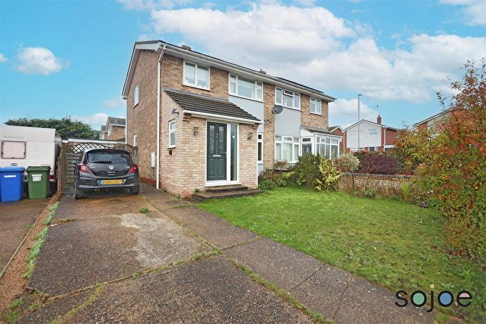 2 Bedroom Semi-Detached House To Rent In Mendip Road, Oulton, NR32