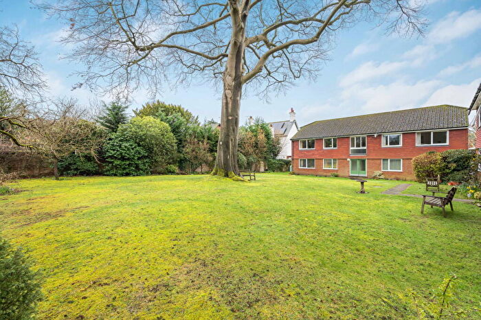 2 Bedroom Flat For Sale In Old Rectory Close, Bramley, Guildford, GU5