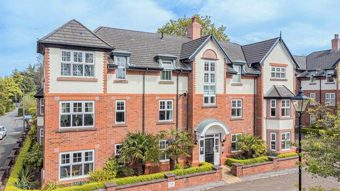 2 Bedroom Flat To Rent In Birchdale Road, Appleton, Warrington, WA4