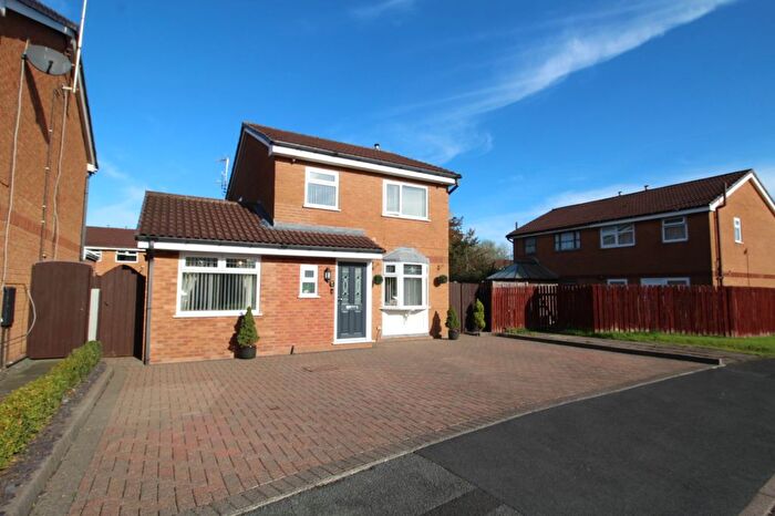 4 Bedroom Detached House For Sale In Maypool Drive, Stockport, Greater Manchester, SK5