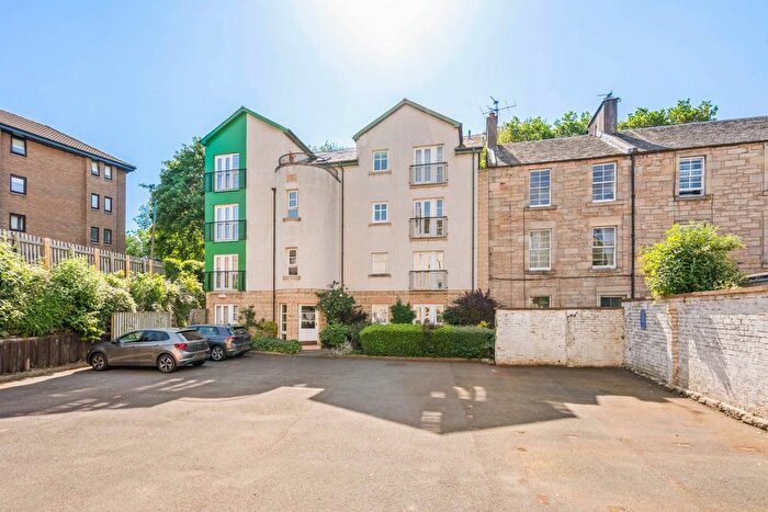 2 Bedroom Flat For Sale In A/ Warriston Road, Edinburgh, EH3