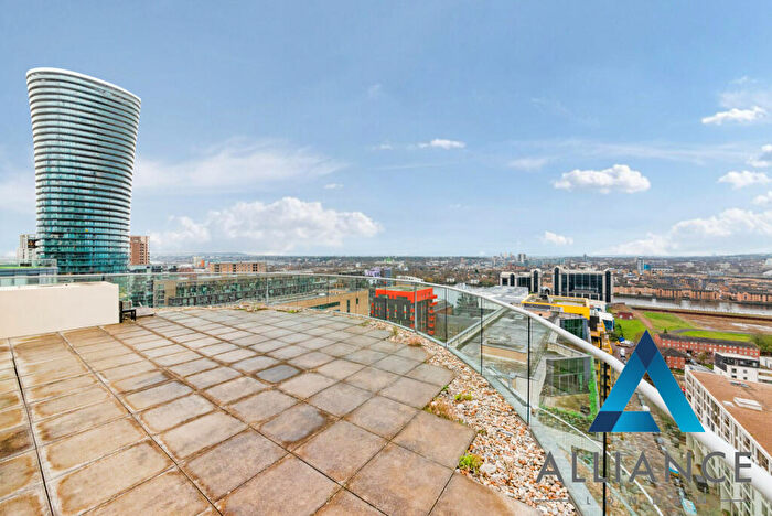 2 Bedroom Flat To Rent In Ability Place, Millharbour, London, E14