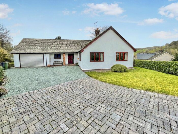 3 Bedroom Bungalow For Sale In Llwyn Y Garth, Llanfyllin, Powys, SY22