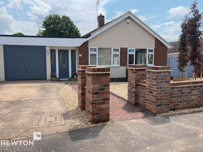 3 Bedroom Bungalow To Rent In Stonehill Close, Retford, DN22