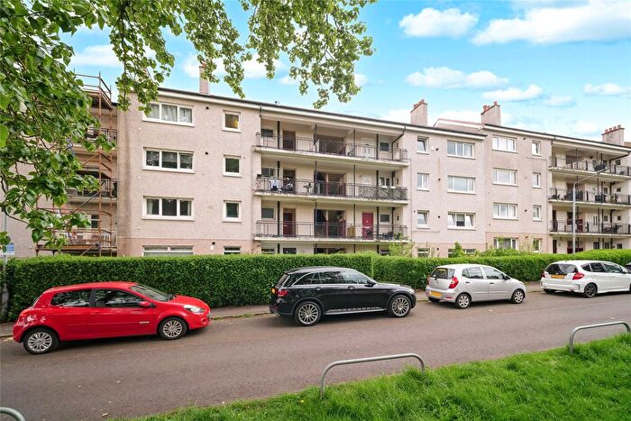 2 Bedroom Flat For Sale In Ashmore Road, Merrylee, Glasgow, G43