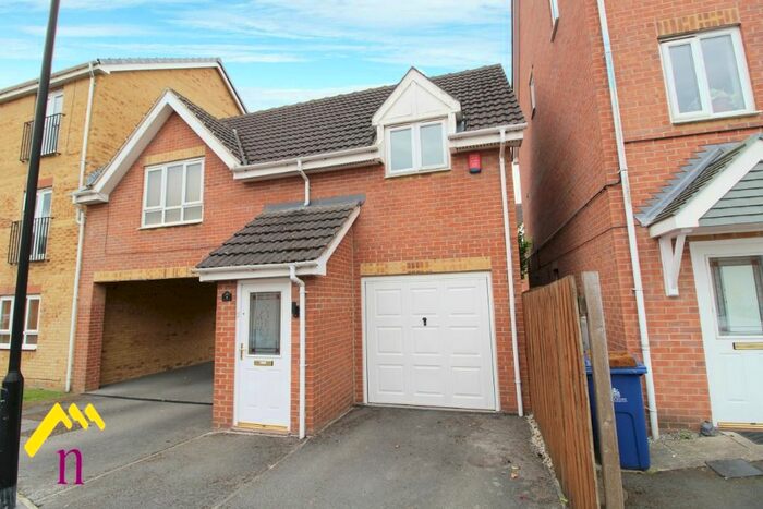 2 Bedroom Flat To Rent In Walstow Crescent, Armthorpe, Doncaster, DN3