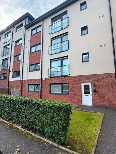 3 Bedroom Flat To Rent In Maplewood Park, Corstophine, Edinburgh, EH12