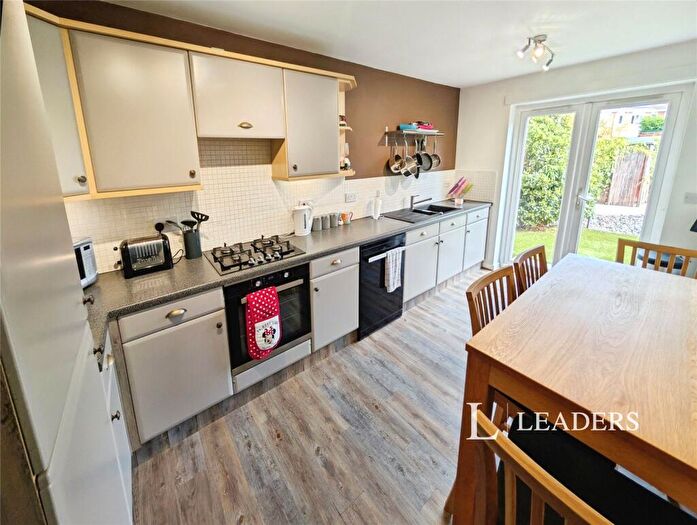4 Bedroom Detached House For Sale In Millstone Close, Mansfield, Nottinghamshire, NG18