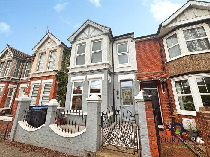 3 Bedroom Terraced House For Sale In Dumpton Park Drive, Ramsgate, Kent, CT11