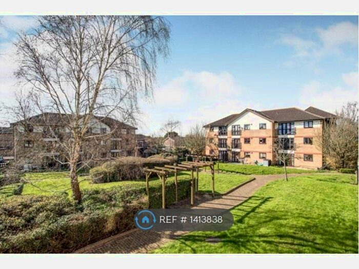 1 Bedroom Flat To Rent In Tolpits Lane, Watford, WD18