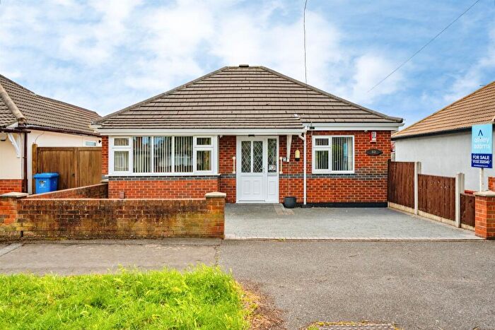 2 Bedroom Detached Bungalow For Sale In Holbrook Road, Alvaston, Derby, DE24