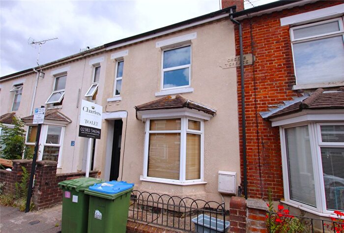 4 Bedroom Terraced House To Rent In Berkeley Road, Southampton, Hampshire, SO15