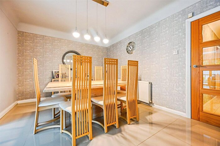 3 Bedroom Bungalow For Sale In Agnes Road, Blundellsands, Liverpool, L23
