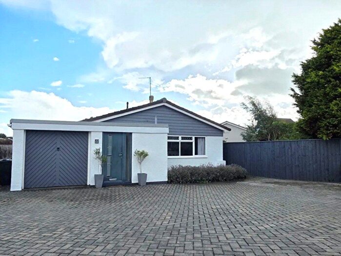 3 Bedroom Bungalow For Sale In St. Davids Road, Pembroke, Pembrokeshire, SA71