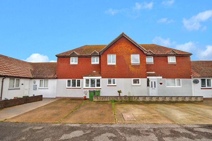 3 Bedroom Terraced House For Sale In Leonard Road, Greatstone, TN28