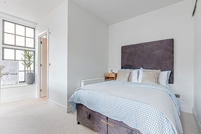 1 Bedroom Flat To Rent In Arlington Avenue, Islington, N1