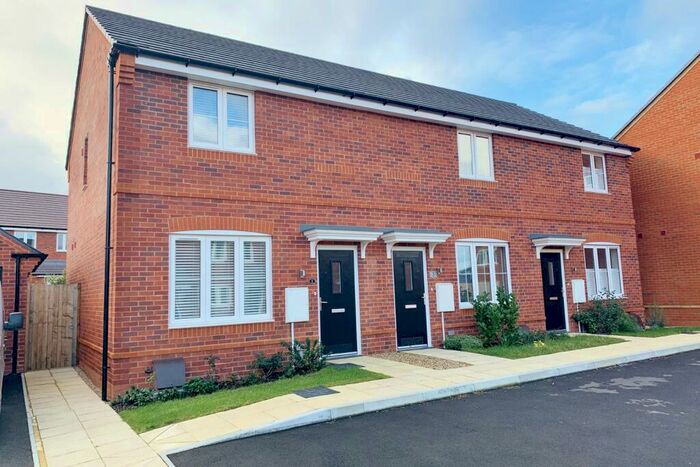 2 Bedroom Semi-Detached House To Rent In Wimborne, BH21