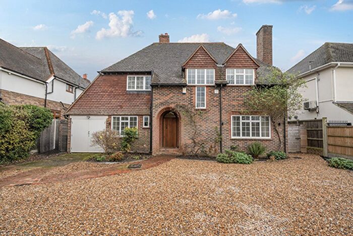 4 Bedroom Detached House For Sale In Fox Lane, Keston, BR2