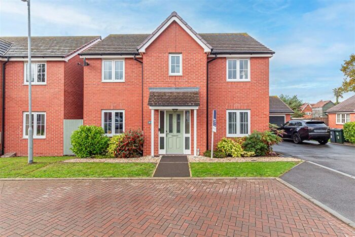 4 Bedroom Detached House For Sale In Derrington Gardens, Kempsey, Worcester, WR5
