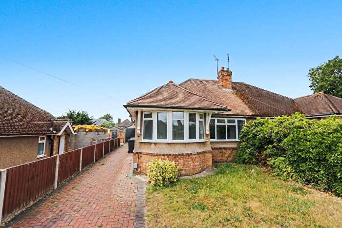 3 Bedroom Semi-Detached Bungalow To Rent In Cedar Close, Ampthill, Beds, MK45
