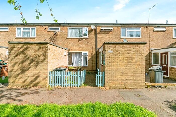 3 Bedroom Terraced House For Sale In Exeter Close, Stevenage, SG1