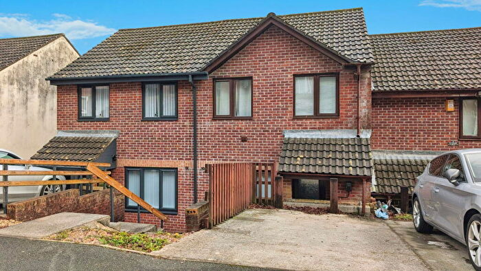 2 Bedroom Terraced House For Sale In Ffynnon Wen, Clydach, Swansea, SA6