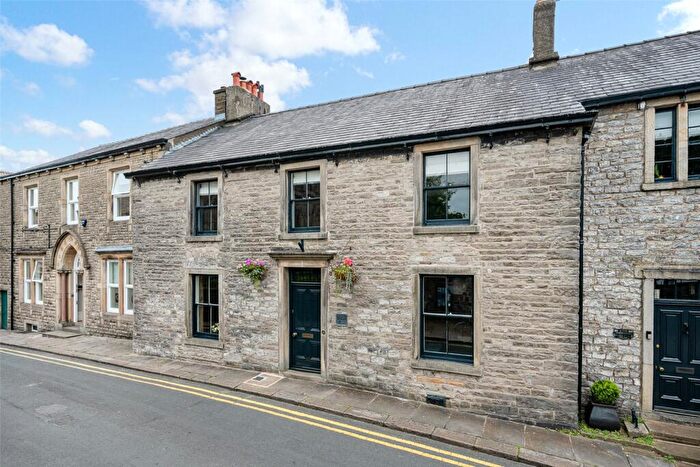 5 Bedroom House For Sale In Church Street, Clitheroe, Lancashire, BB7