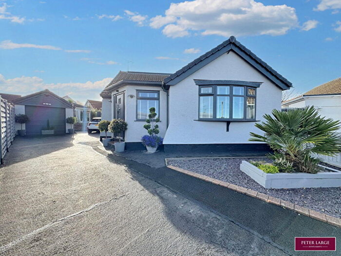 3 Bedroom Detached Bungalow For Sale In Salisbury Drive, Prestatyn, Denbighshire, LL19