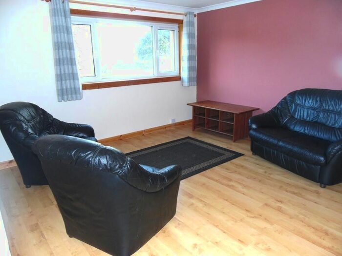 2 Bedroom Maisonette To Rent In Mackintosh Road, Inverness, IV2