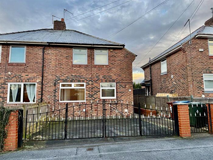 3 Bedroom Semi Detached House To Rent In Kenton Crescent, Newcastle Upon Tyne, NE3