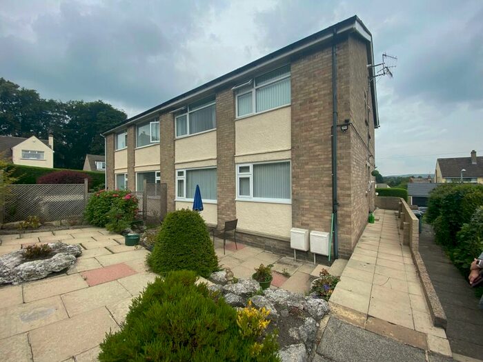 2 Bedroom Apartment To Rent In Ferrands Close, Harden, Bingley, BD16