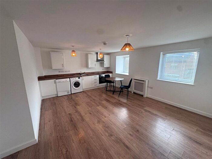 2 Bedroom Apartment To Rent In Queen Street, Queen Street, Waterloo, Liverpool, L22