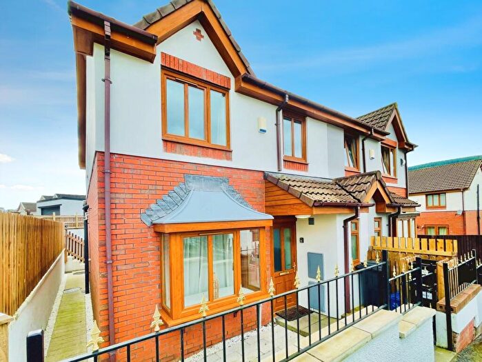 3 Bedroom Semi-Detached House To Rent In Zion Close, Troedyrhiw, Merthyr Tydfil, CF48