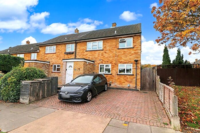 3 Bedroom End Of Terrace House For Sale In Chells Way, Stevenage, Hertfordshire, SG2