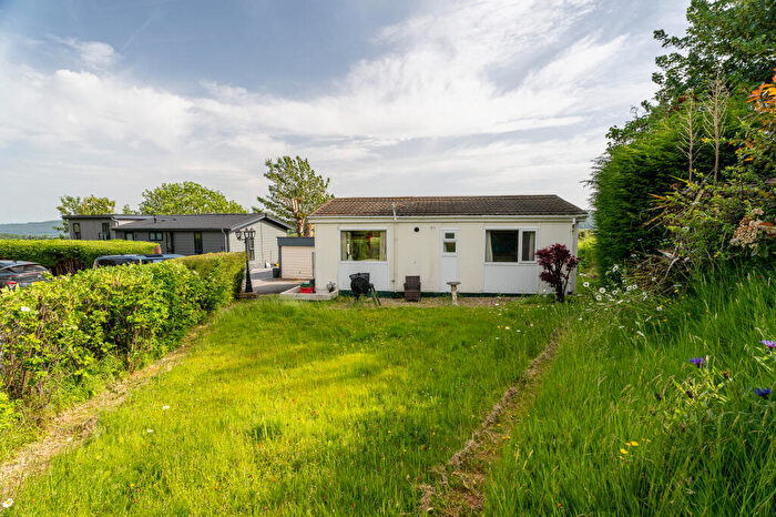 Park Home For Sale In Ty Bron, Norton Manor Park, Radnorshire, LD8
