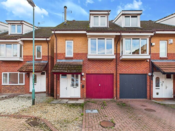 3 Bedroom Semi Detached House For Sale In Longford Mews, Longford, Gloucester, Gloucestershire, GL2
