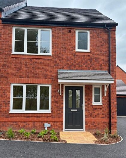 3 Bedroom Semi-Detached House For Sale In Tulip Tree Road, Lea Castle, Kidderminster, DY10