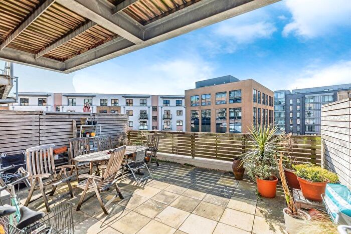 1 Bedroom Apartment For Sale In Deanery Road, Bristol, BS1