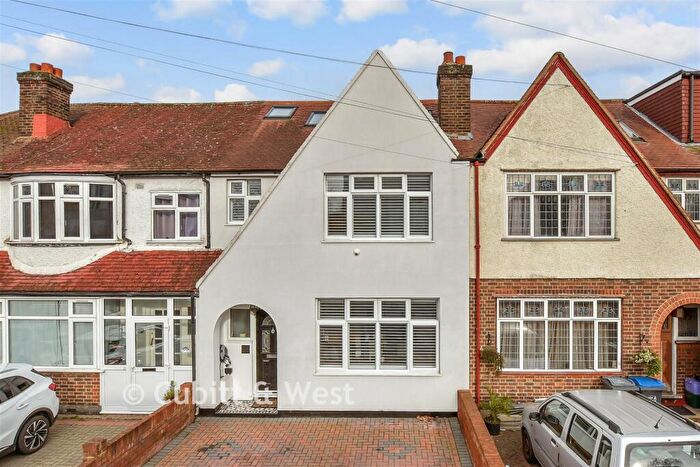 4 Bedroom Terraced House For Sale In Meopham Road, Mitcham, Surrey, CR4