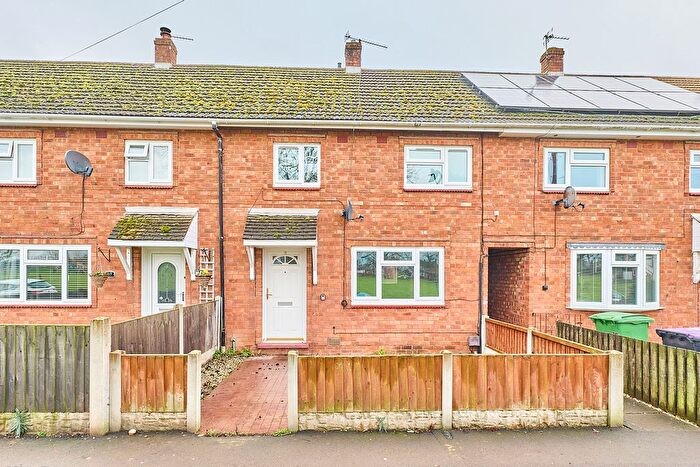 Town House For Sale In Moston Road, Sundorne, Shrewsbury, Shropshire, SY1