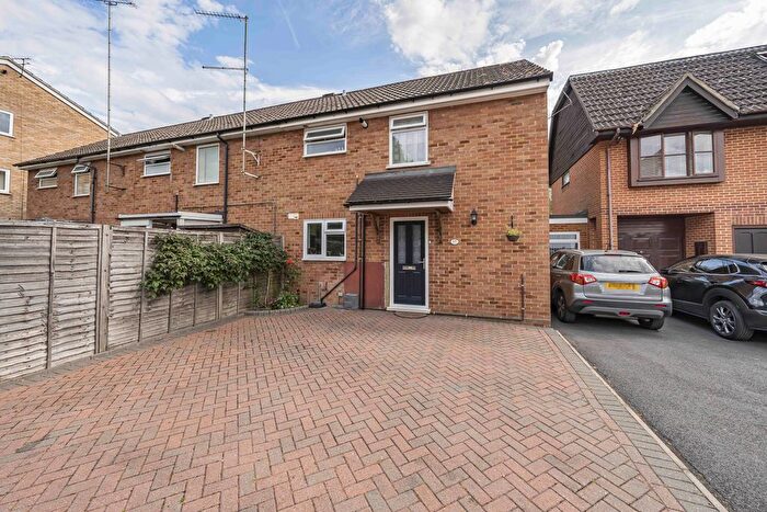 3 Bedroom Terraced House To Rent In Clewer New Town, Windsor, SL4