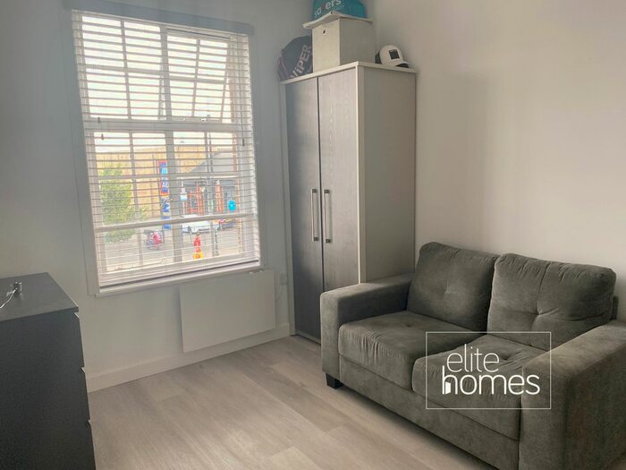 1 Bedroom Flat To Rent In High Road, London, N17