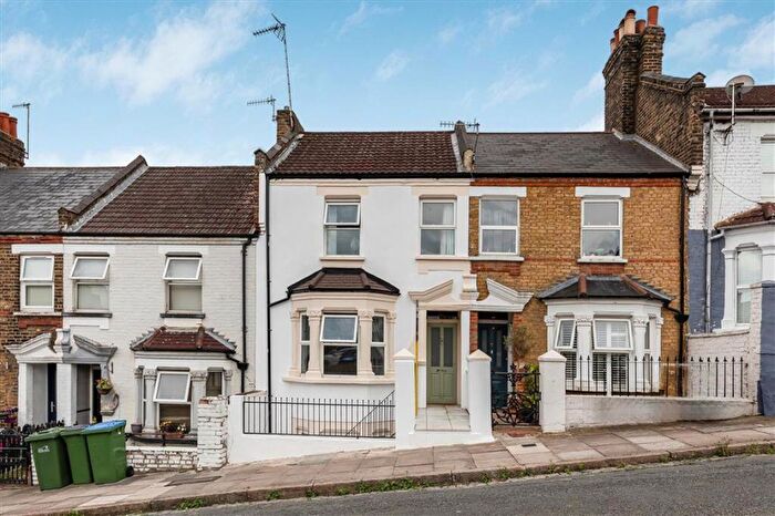 4 Bedroom House To Rent In Parkdale Road, Plumstead, SE18