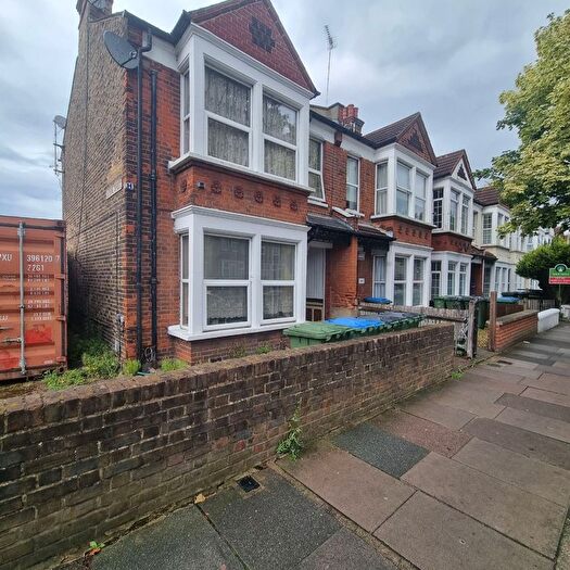 1 Bedroom Studio To Rent In Mcleod Road, Abbey Wood, SE2