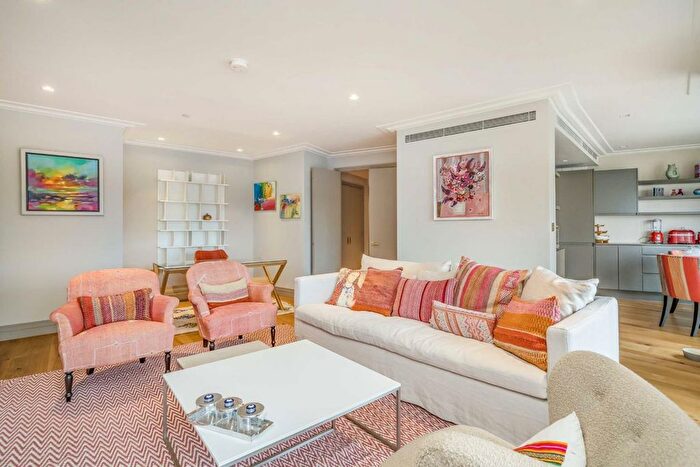 2 Bedroom Flat To Rent In Crisp Road, London, W6